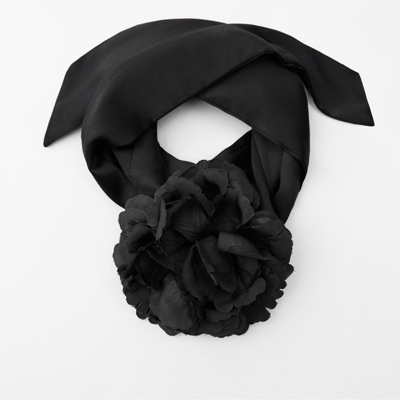 ZARA FLORAL SCARF - Picture 6 of 6